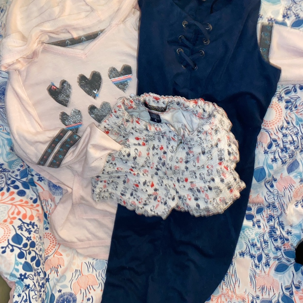 Set - Picture 2 of 5